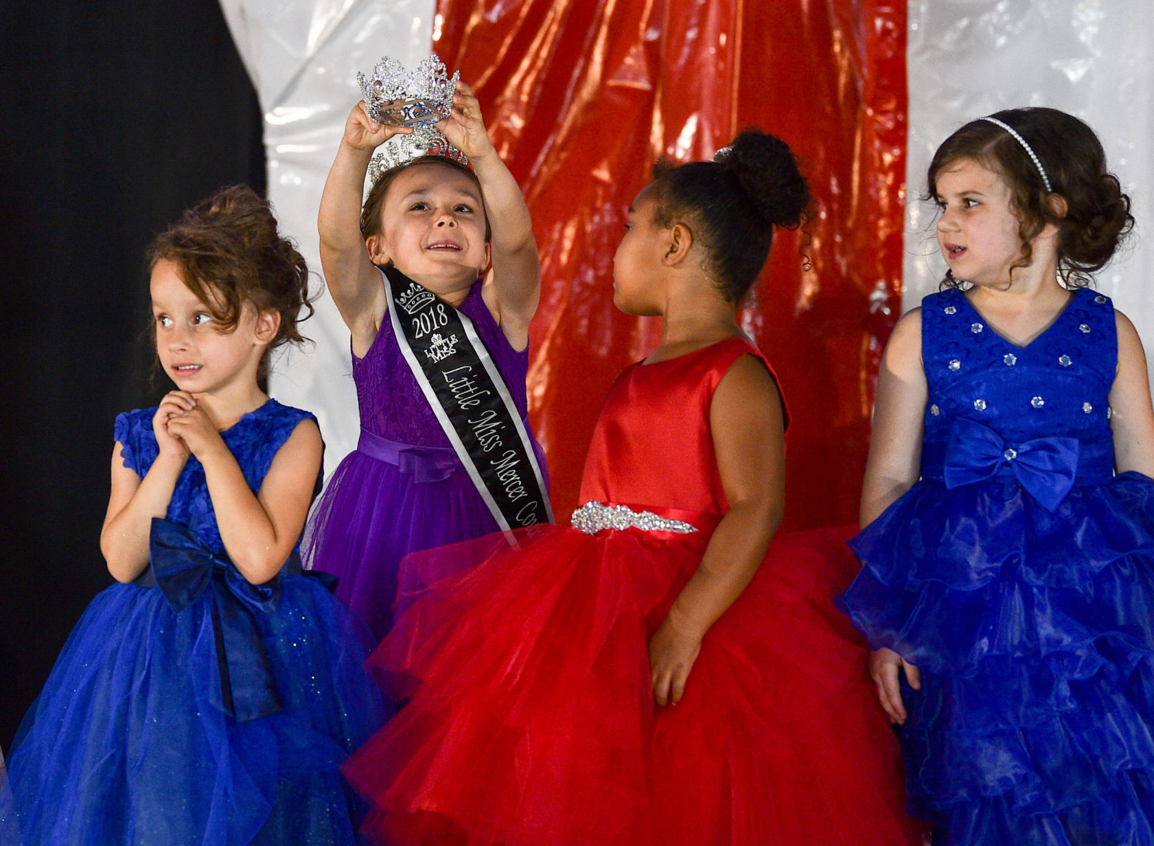 070919-mda-nws-mercerfairqueen-071a.jpg